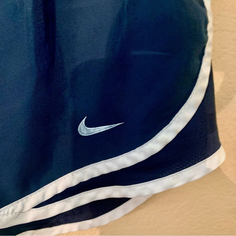 Nike Dri-Fit Shorts XS Dark Navy Blue White Trim Athletic Running Bikini Liner - Picture 2 of 12